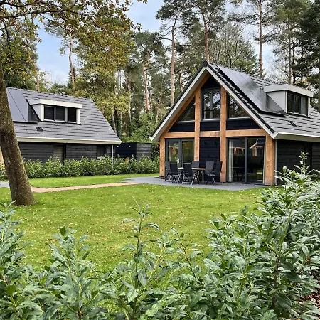 Holiday home Cosy In A Wooded Area In Lochem