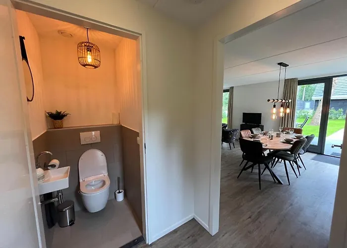 In Near Forest & Cycling Сasa de vacaciones *