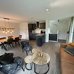 In Near Forest & Cycling بيت للعطل لوخيم